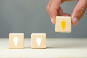 历史上哪个守城将领最值得称颂？