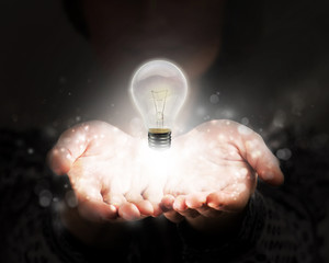 历史上哪个守城将领最值得称颂？