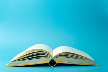 从昆明到福建坐火车到多少个小时？