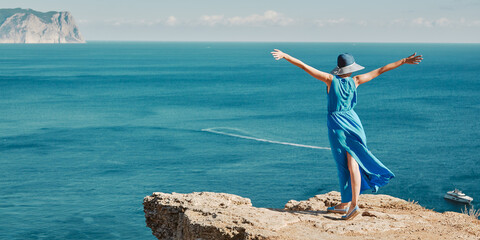 女生成考大专学什么专业好 怎么选择